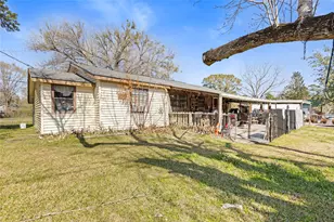 11281 Hwy 150, Shepherd, TX 77371 - Photo 3