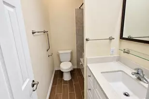 25027 Lakecrest Manor Dr, Katy, TX 77493 - Photo 9