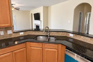 25027 Lakecrest Manor Dr, Katy, TX 77493 - Photo 7