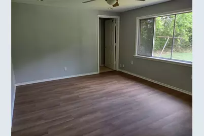 6027 Belneath Street, Houston, TX 77033 - Photo 7