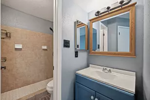18800 Egret Bay Blvd Blvd, Webster, TX 77058 - Photo 21