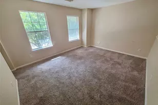 9711 Sugarblossom Ln, Sugar Land, TX 77498 - Photo 9