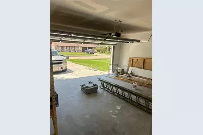 10319 Glenkirk Drive, Houston, TX 77089 - Photo 35