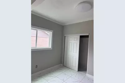 10319 Glenkirk Drive, Houston, TX 77089 - Photo 17