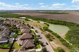 2505 Grand Canal Dr, Mission, TX 78572 - Photo 15