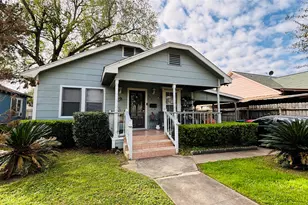 505 E Sterling St, Baytown, TX 77520 - Photo 1