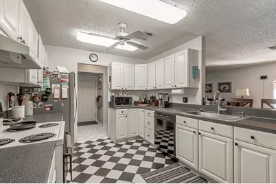 37 Spreading Oak Street, Trinity, TX 75862 - Photo 5