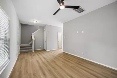1609 Nichole Woods Drive, Houston, TX 77047 - Photo 9