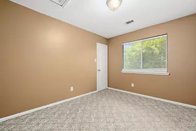 16818 Basewood Court, Sugar Land, TX 77498 - Photo 23