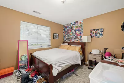 16818 Basewood Court, Sugar Land, TX 77498 - Photo 29