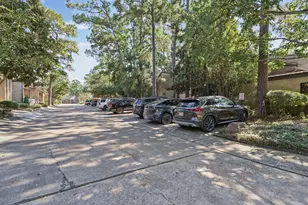 201 Vanderpool Ln, Houston, TX 77024 - Photo 39