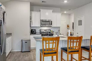 8022 Front Nine Ln, Navasota, TX 77868 - Photo 11