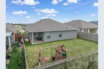 8022 Front Nine Lane, Navasota, TX 77868 - Photo 29