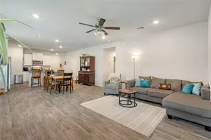 8022 Front Nine Ln, Navasota, TX 77868 - Photo 3