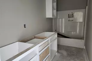 523 Thunder Rd, Surfside Beach, TX 77541 - Photo 5