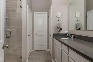 305 Brock's Ct, Montgomery, TX 77356 - Photo 11