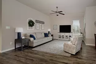 305 Brock's Ct, Montgomery, TX 77356 - Photo 5