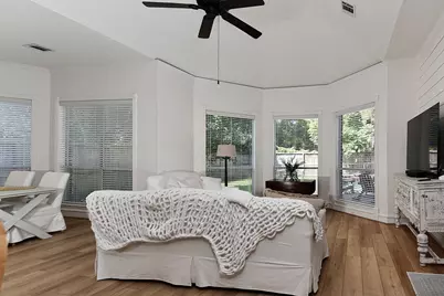 27 Acorn Cluster Court, The Woodlands, TX 77381 - Photo 13