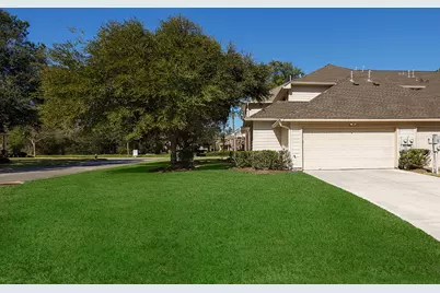 50 E Pipers Green, The Woodlands, TX 77382 - Photo 27