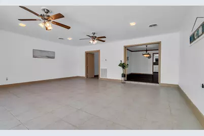 3411 Woodcrest Drive, Baytown, TX 77521 - Photo 17