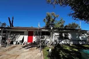8506 McDade St, Houston, TX 77080 - Photo 7
