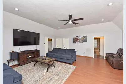 10031 Cabin Creek Drive, Houston, TX 77064 - Photo 11