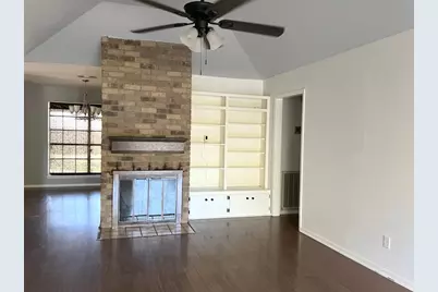 2407 Sue Street, El Campo, TX 77437 - Photo 5