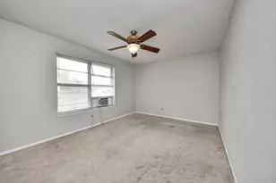 1301 Briarcliff St, Conroe, TX 77385 - Photo 33