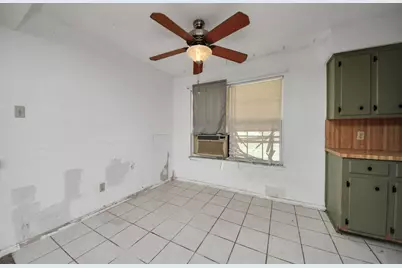 1301 Briarcliff Street, Conroe, TX 77385 - Photo 23