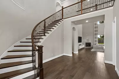 5711 Clouds Creek Lane, Sugar Land, TX 77479 - Photo 5