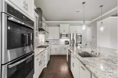 5711 Clouds Creek Lane, Sugar Land, TX 77479 - Photo 3
