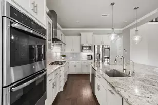5711 Clouds Creek Ln, Sugar Land, TX 77479 - Photo 3
