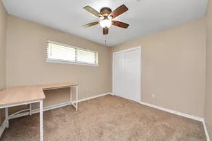 313 Linden Ln, Lake Jackson, TX 77566 - Photo 21