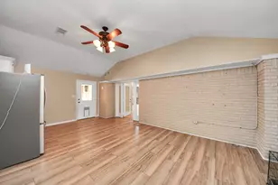 313 Linden Ln, Lake Jackson, TX 77566 - Photo 25