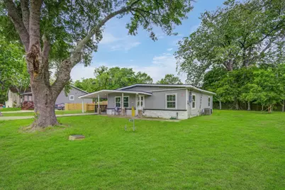 541 Circle Drive, La Porte, TX 77571 - Photo 3
