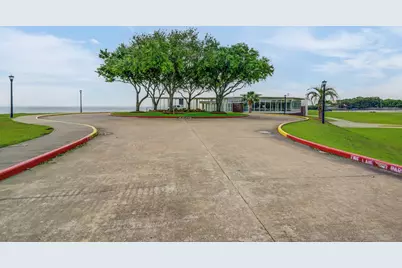 541 Circle Drive, La Porte, TX 77571 - Photo 35