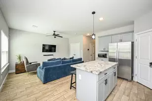 5007 Briscoe St, Houston, TX 77033 - Photo 7