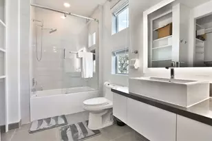 11905 Barryknoll Ln, Houston, TX 77024 - Photo 41