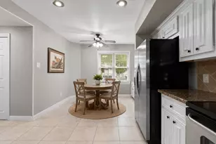 1729 Enterprise Ave, League City, TX 77573 - Photo 9