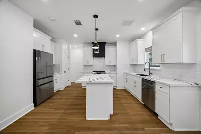207 Tabor Street, Houston, TX 77009 - Photo 3
