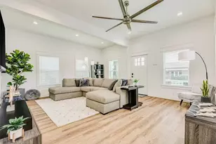 1314 26th St, Galveston, TX 77550 - Photo 7
