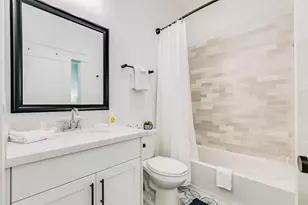 1314 26th St, Galveston, TX 77550 - Photo 19
