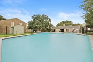 7939 Kendalia Dr, Houston, TX 77036 - Photo 45