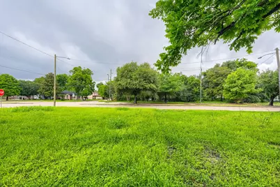 4313 Collingsworth Street, Houston, TX 77026 - Photo 13