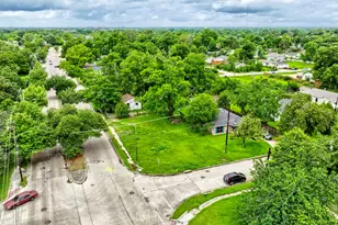 4313 Collingsworth St, Houston, TX 77026 - Photo 1