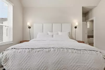 5825 Francis Oak Place, Houston, TX 77091 - Photo 19