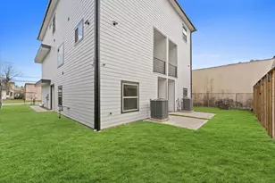 1908 Dismuke St, Houston, TX 77023 - Photo 37