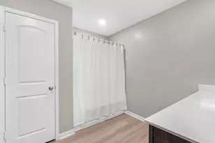 6239 El Platino Dr, Houston, TX 77048 - Photo 13