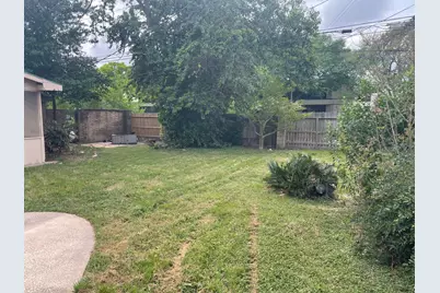 9650 Highmeadow Drive, Houston, TX 77063 - Photo 15