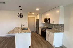 23034 Spring Willow Dr, Tomball, TX 77375 - Photo 5
